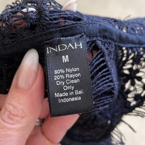 Indah Kera Lace Up Back Cropped Lace Tank in Black Size Medium - Picture 6 of 7